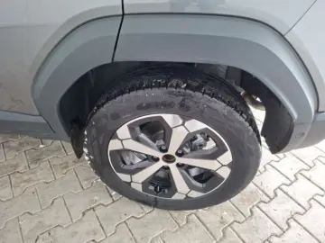 DACIA DUSTER 1.6 HEV 140 Journey