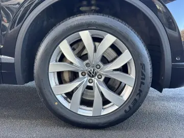 VW Touareg 3.0 TSI Elegance 4M eHybrid Matrix 20 AL