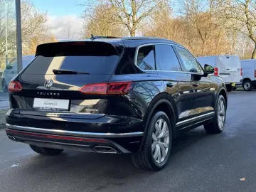 VW Touareg 3.0 TSI Elegance 4M eHybrid Matrix 20 AL
