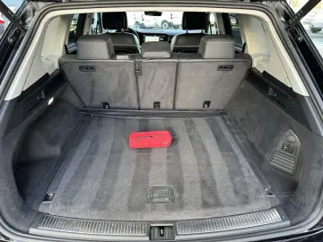 VW Touareg 3.0 TSI Elegance 4M eHybrid Matrix 20 AL