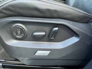 VW Touareg 3.0 TSI Elegance 4M eHybrid Matrix 20 AL