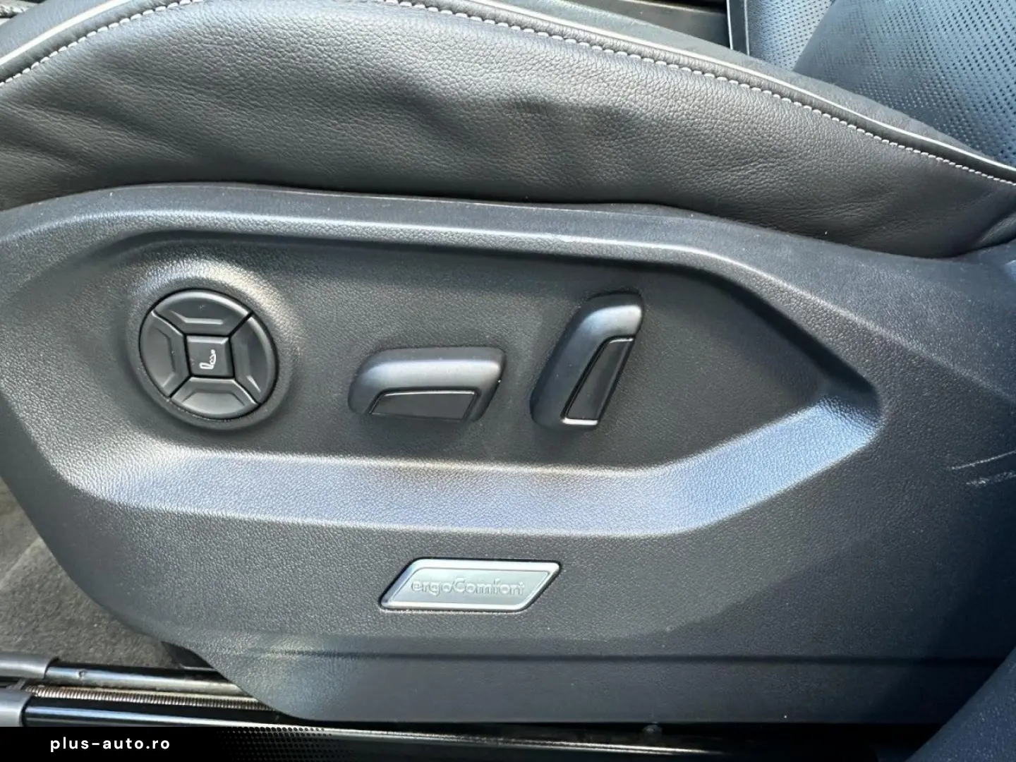 VW Touareg 3.0 TSI Elegance 4M eHybrid Matrix 20 AL