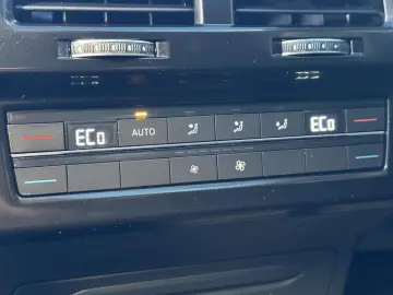 VW Touareg 3.0 TSI Elegance 4M eHybrid Matrix 20 AL