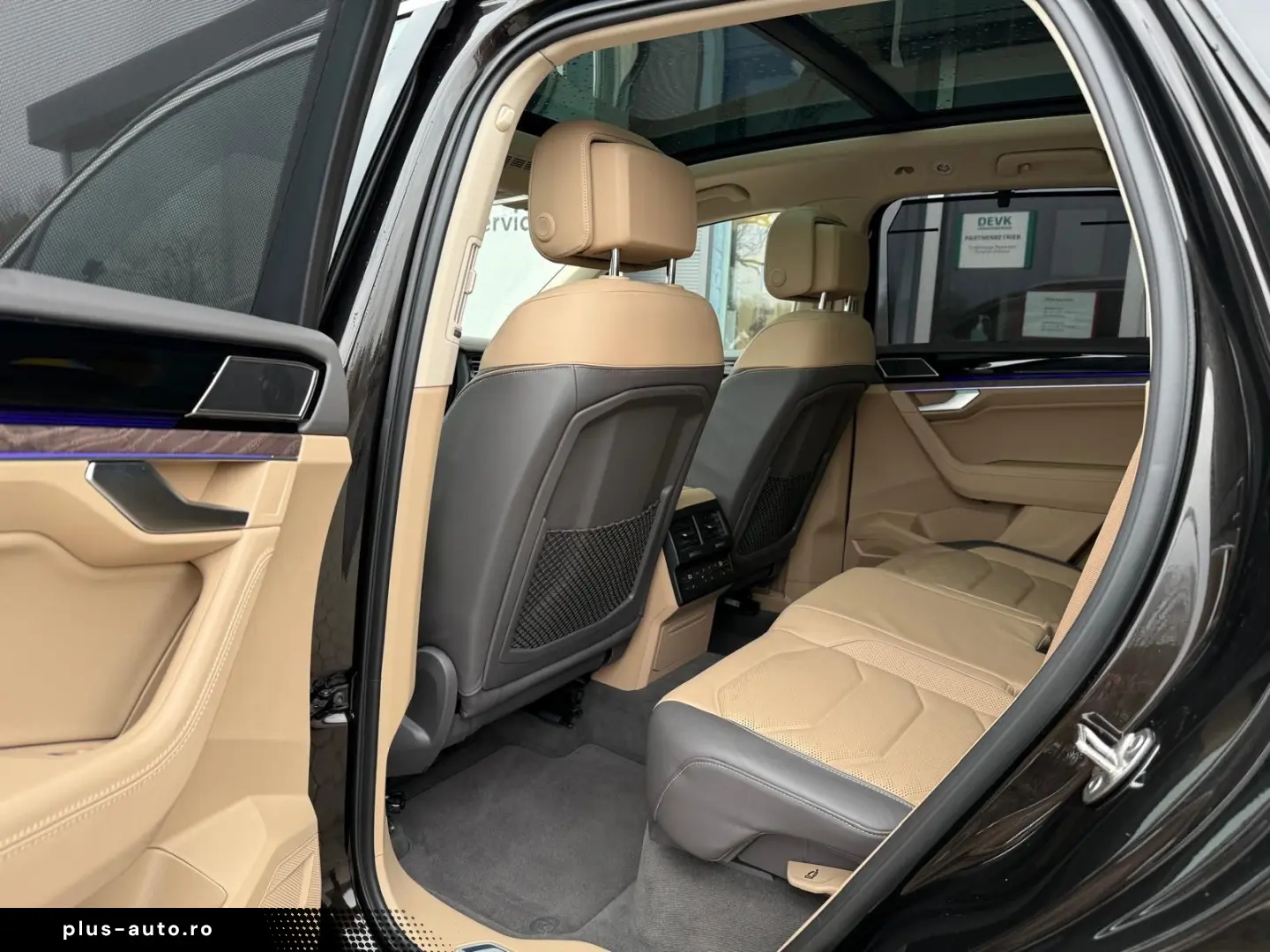 VW Touareg 3.0 V6 TDI R-line 4MOT ACC PANO LED AHK