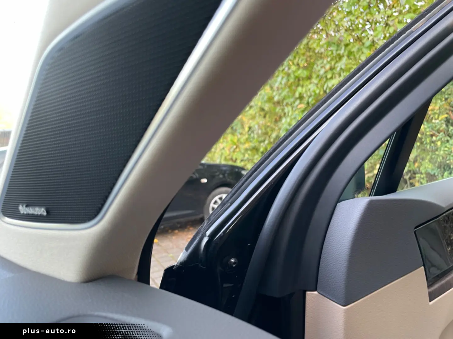 VW Touareg 3.0 V6 TDI R-line 4MOT ACC PANO LED AHK