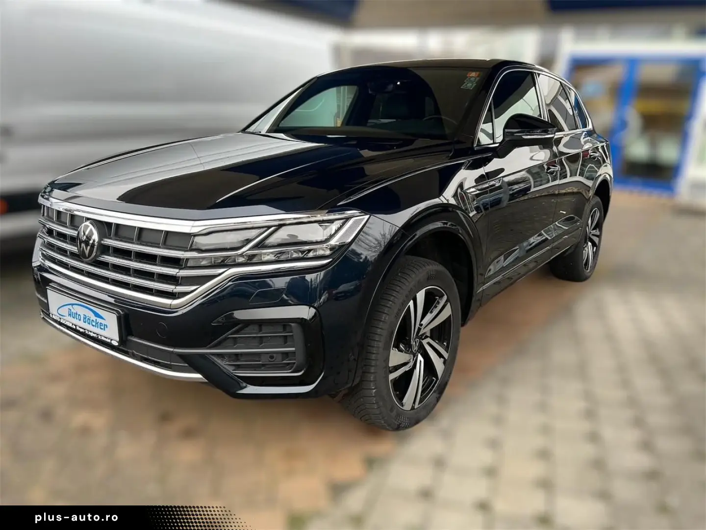 VW Touareg R-Line 4Motion V6 LED Kam Navi uvm.