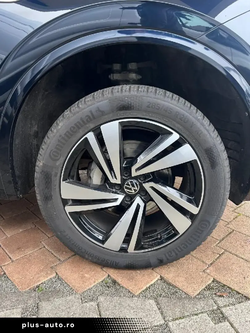 VW Touareg R-Line 4Motion V6 LED Kam Navi uvm.