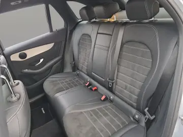 MERCEDES-BENZ GLC 300d AMG Line 4Matic