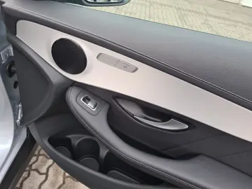 MERCEDES-BENZ GLC 300d AMG Line 4Matic