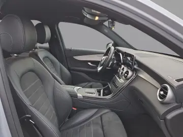 MERCEDES-BENZ GLC 300d AMG Line 4Matic