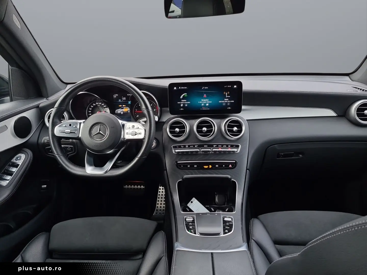MERCEDES-BENZ GLC 300d AMG Line 4Matic