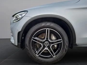 MERCEDES-BENZ GLC 300d AMG Line 4Matic