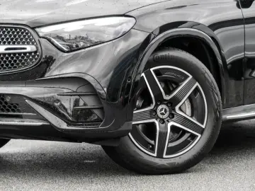 MERCEDES-BENZ GLC 200 4M AMG