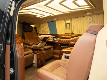 Mercedes Benz V300d PACHET VIP