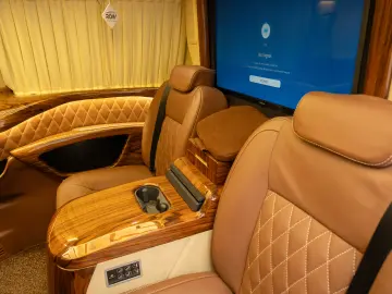 Mercedes Benz V300d PACHET VIP