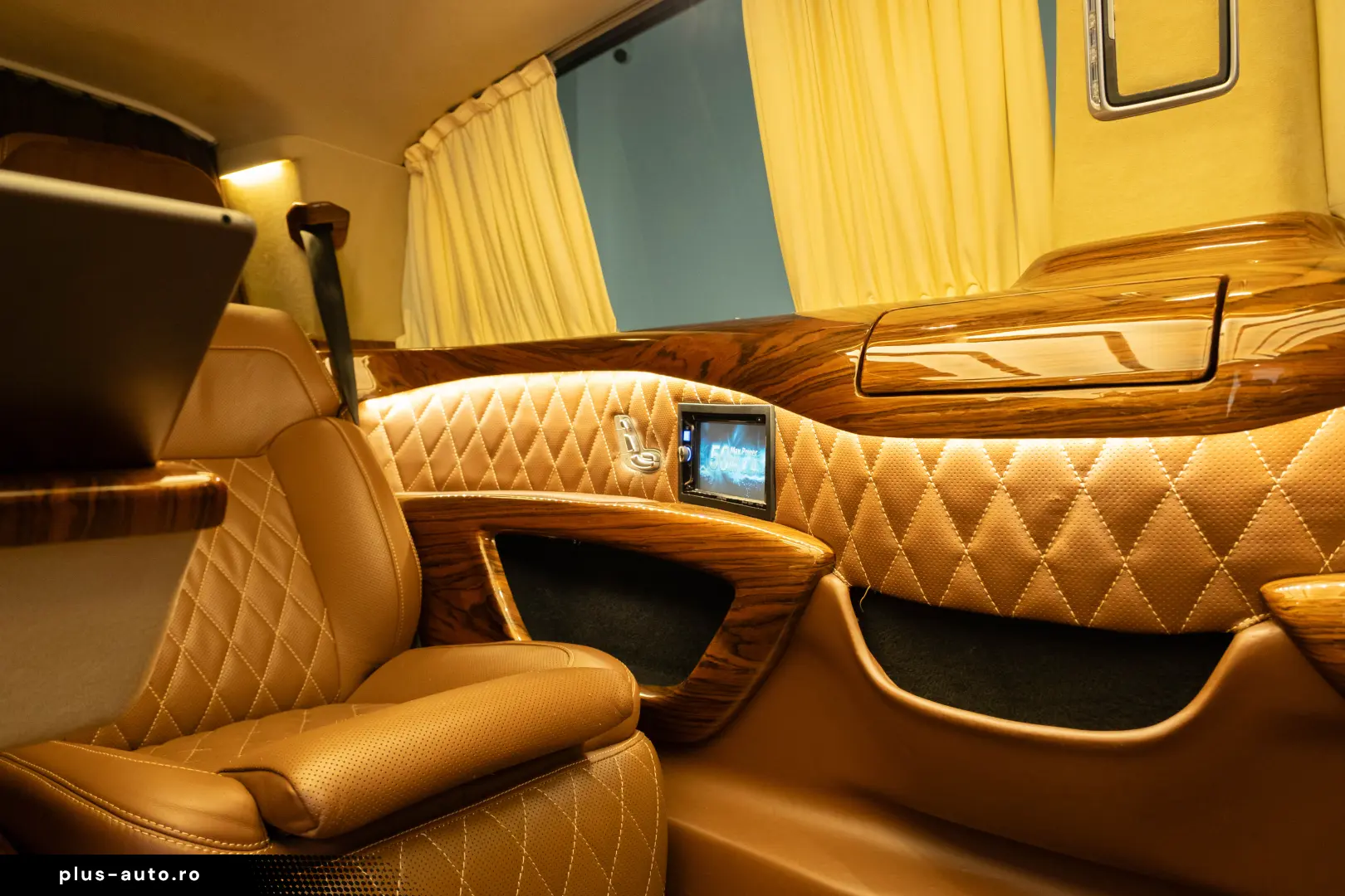 Mercedes Benz V300d PACHET VIP