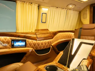 Mercedes Benz V300d PACHET VIP