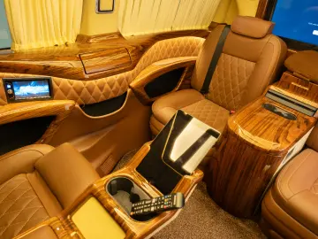 Mercedes Benz V300d PACHET VIP