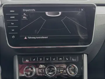 SKODA Superb iV Combi Style 1.4TSI  NAVI AHK Assist Al