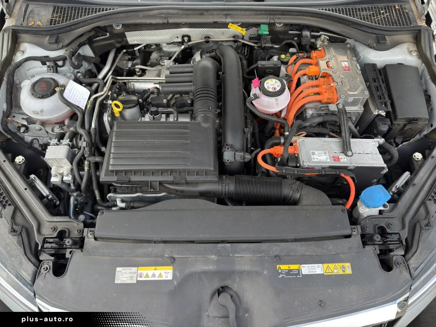 SKODA Superb iV Combi Style 1.4TSI  NAVI AHK Assist Al