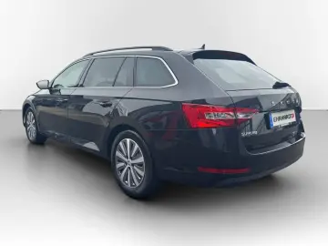 SKODA Superb Combi 1.4 TSI iV DSG Ambition DCC AHK LED