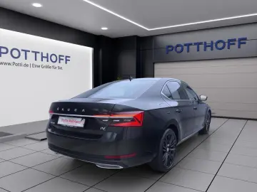 SKODA Superb 1.4 TSI DSG eHybrid L&K iV STDHZG SCHIEBE