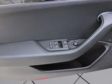 SKODA Superb 1.4 TSI DSG eHybrid L&K iV STDHZG SCHIEBE