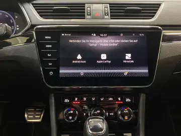 SKODA Superb 1.4TSI Hybrid DSG L&K iV DCC AHK Voll-LED