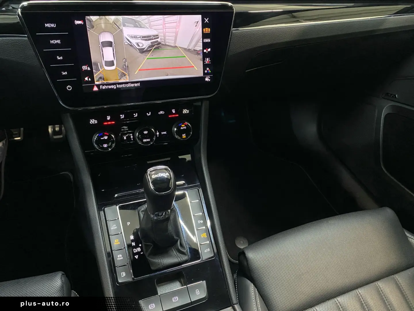 SKODA Superb 1.4TSI Hybrid DSG L&K iV DCC AHK Voll-LED