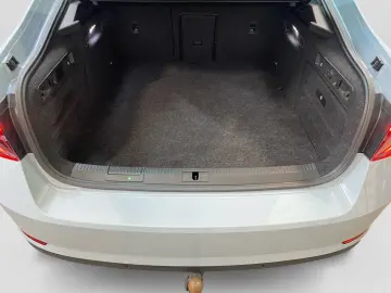 SKODA Superb 1.4TSI Hybrid DSG L&K iV DCC AHK Voll-LED