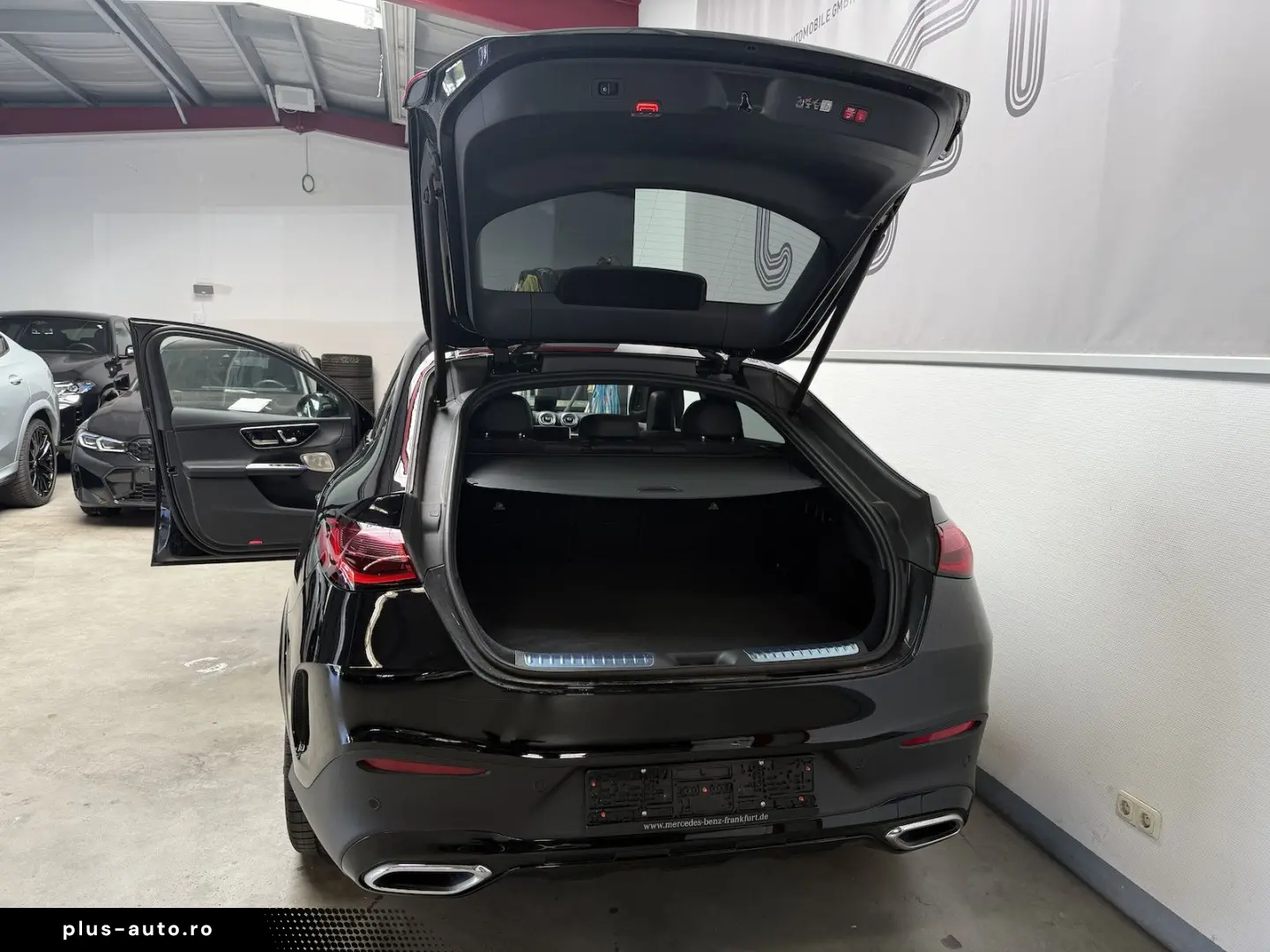 MERCEDES-BENZ GLC 300 d Coupe 4M AMG BURM. PANO MEMORY NIGHT