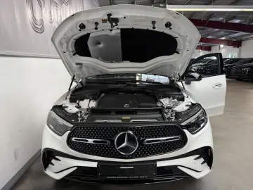 MERCEDES-BENZ GLC 300 d Coupe 4M AMG BURM. PANO MEMORY NIGHT