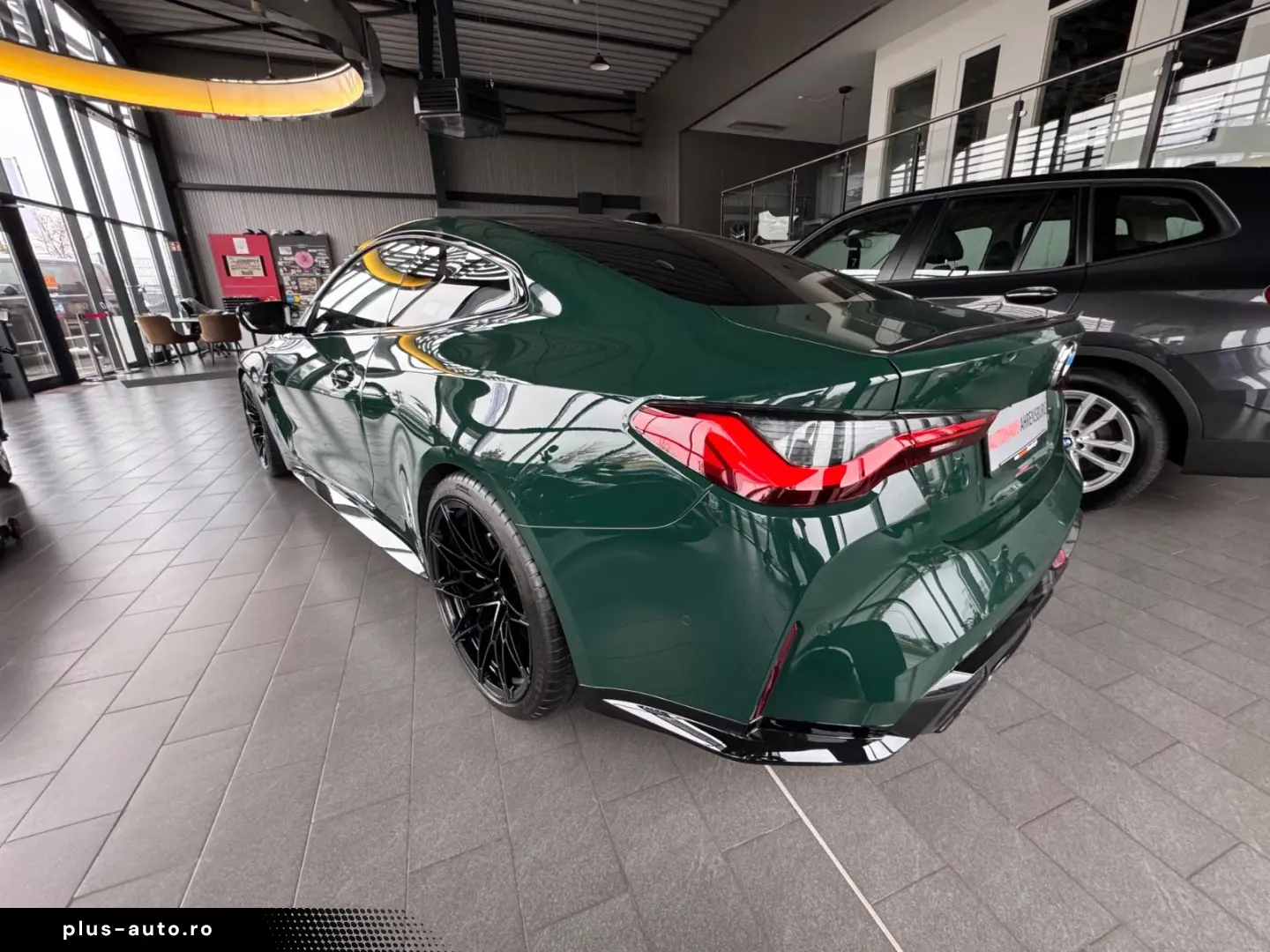 BMW M4 Coupe xDrive Compet. Race-T. Schalens.