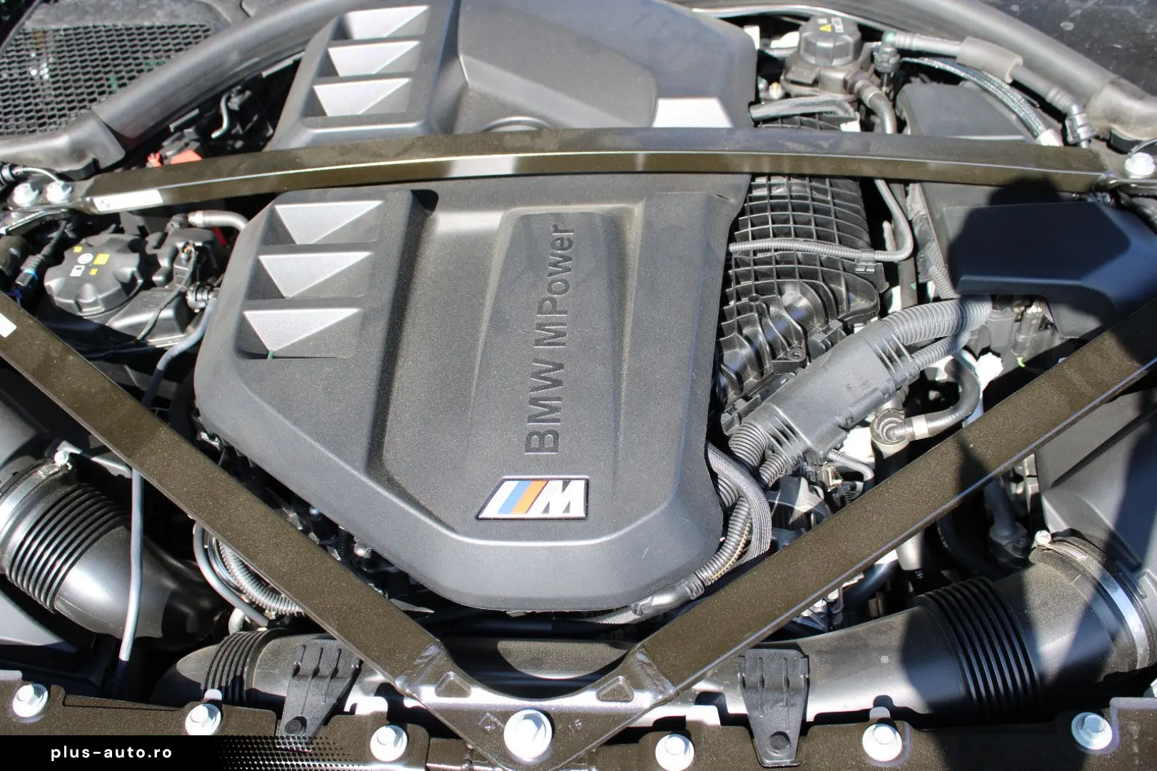 BMW M4 Coupe xDrive Compet. Race-T. Schalens.