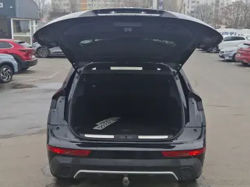 DS Automobiles DS 7 Crossback DS7 1.5 BlueHDi  BASTILLE