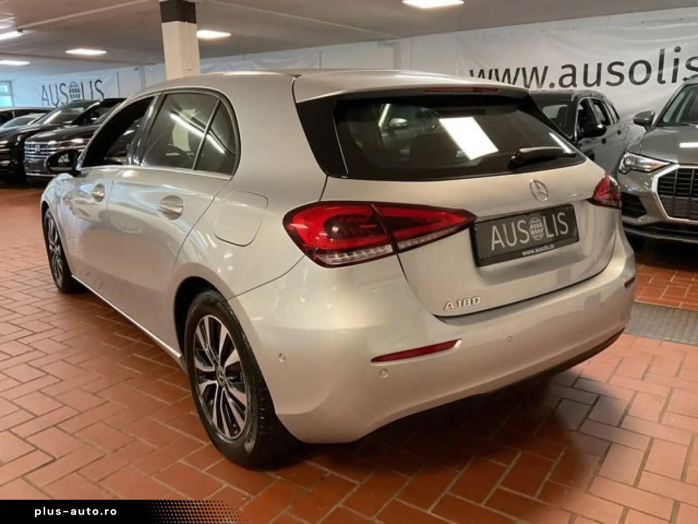 MERCEDES-BENZ A 180 Business LED Navi MBUX Kamera