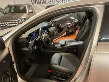 MERCEDES-BENZ A 180 Business LED Navi MBUX Kamera