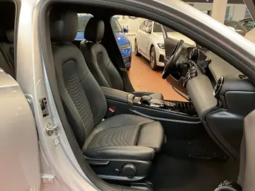 MERCEDES-BENZ A 180 Business LED Navi MBUX Kamera