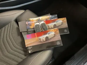 MERCEDES-BENZ A 180 Business LED Navi MBUX Kamera