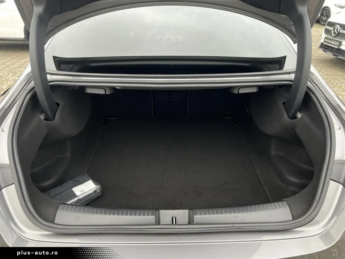 MERCEDES-BENZ CLA 250 4MATIC Coupé AMG NIGHT FAHRASSIST 360