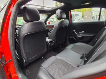 MERCEDES-BENZ A 180 PROGRESSIVE 7G- Automatik