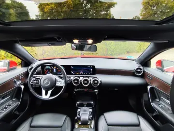 MERCEDES-BENZ A 180 PROGRESSIVE 7G- Automatik