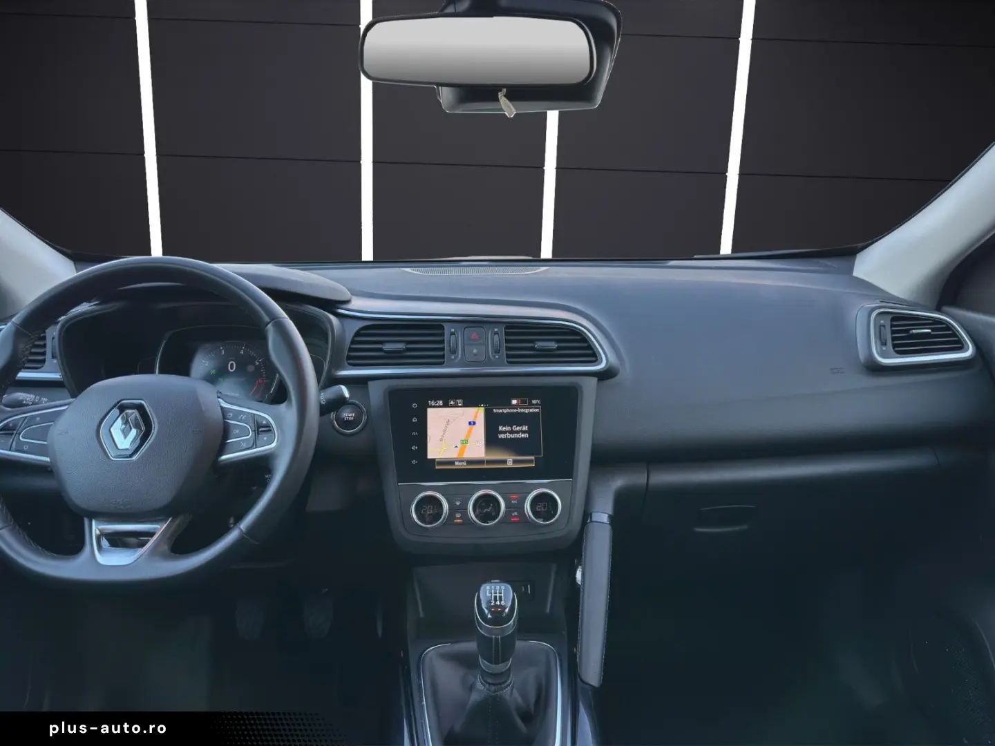 RENAULT Kadjar Business  SHZ NAVI PDC VZE CARPLAY