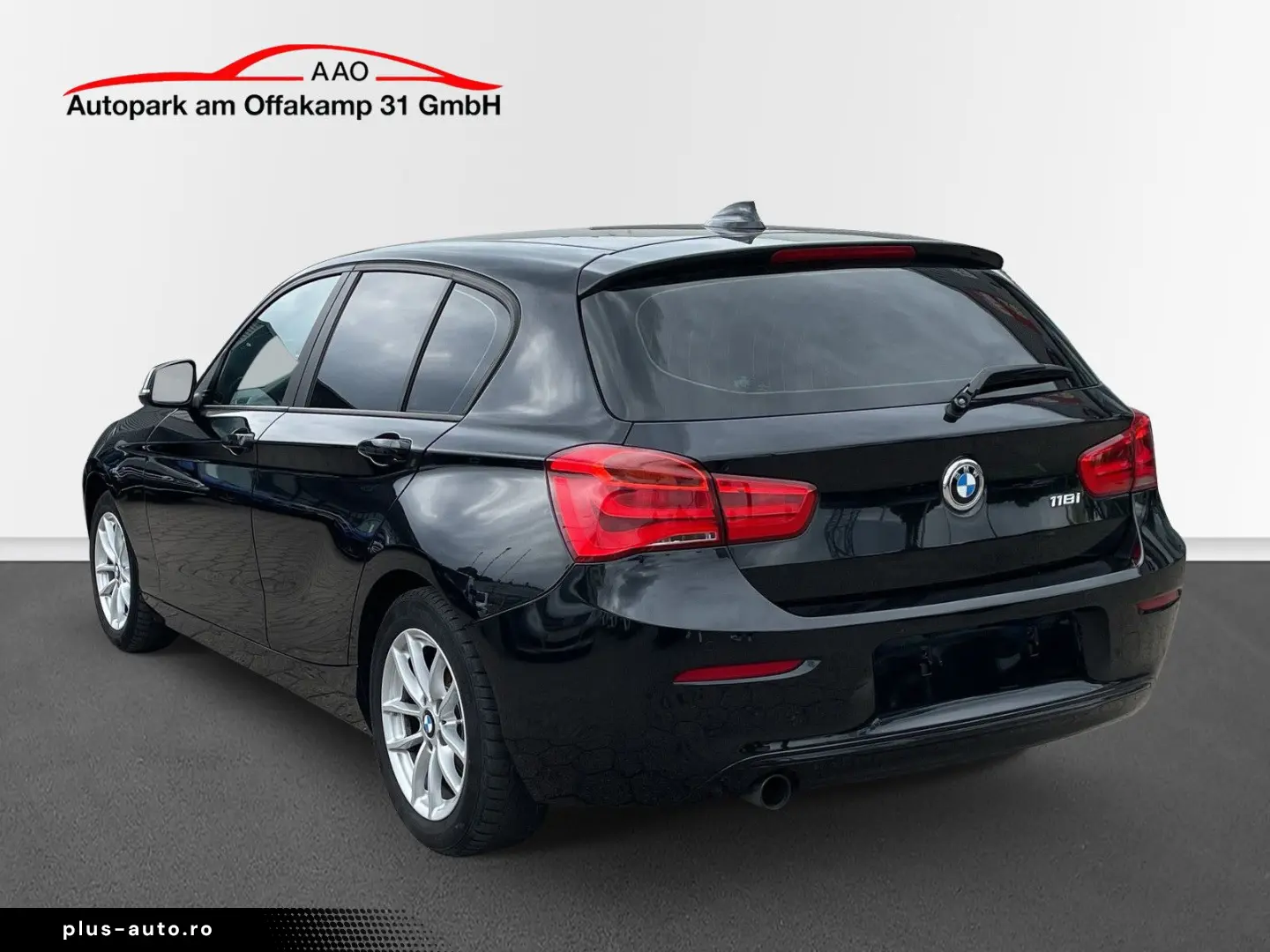 BMW 118 i Sport Line Automatik  Leder  Navi  Sitzhzg