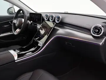 MERCEDES-BENZ CLE 200 Avantgarde Advanced Plus  MBUX LED