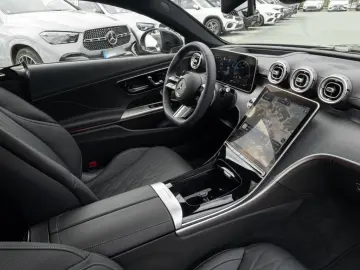 MERCEDES-BENZ CLE 300 4M Coupé AMG Digital Pano Burm3D Night