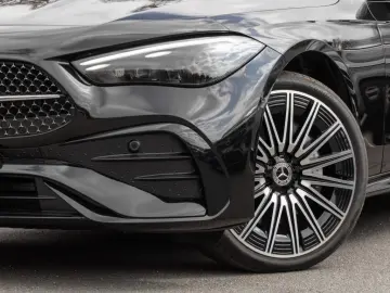 MERCEDES-BENZ CLE 300 4M Coupé AMG Digital Pano Burm3D Night