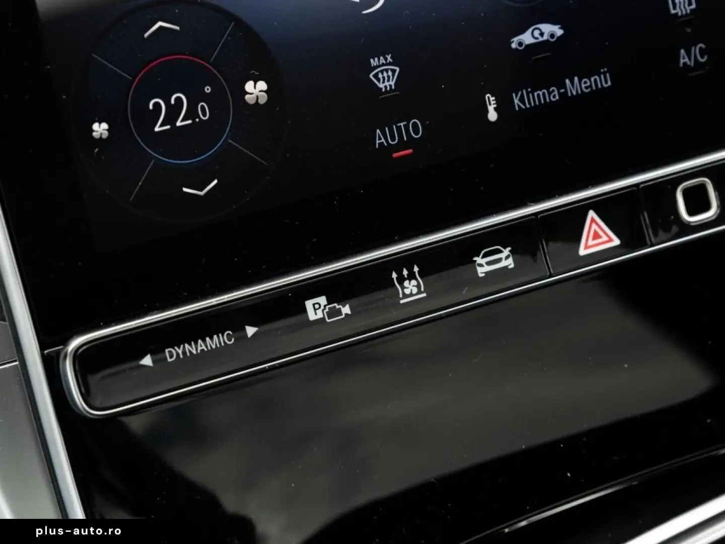 MERCEDES-BENZ CLE 300 4M Coupé AMG Digital Pano Burm3D Night