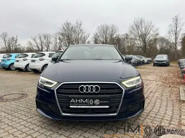 AUDI A3 Sportback 30 TFSI Assistenz-Paket LED SHZ