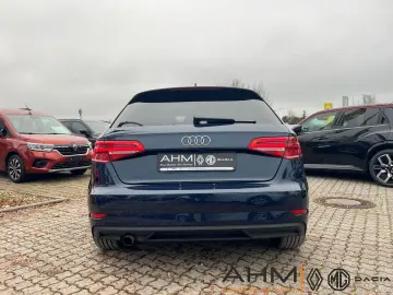 AUDI A3 Sportback 30 TFSI Assistenz-Paket LED SHZ